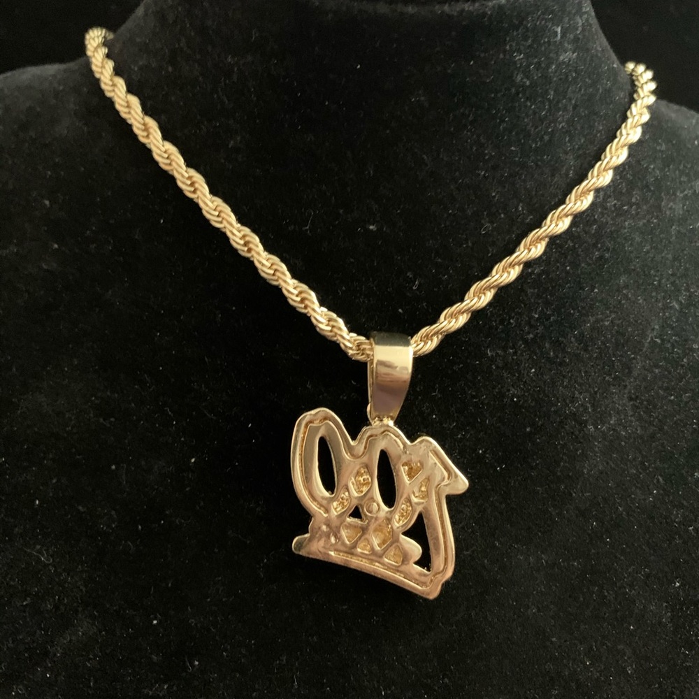 Pendant Necklace Charm - Picture 2 of 4